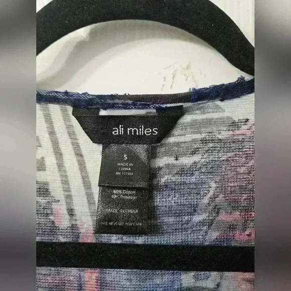 Ali Miles Blouse - Picture 5 of 5